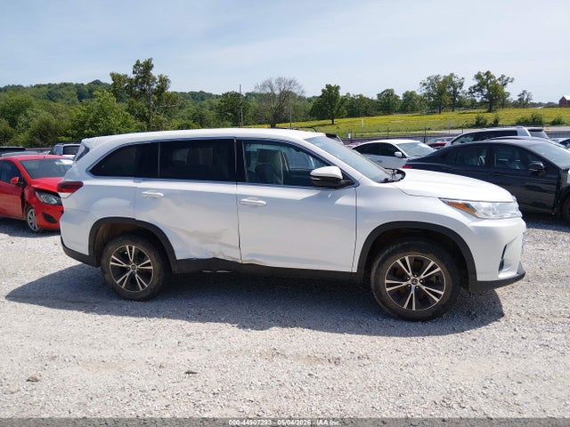Toyota Highlander Le