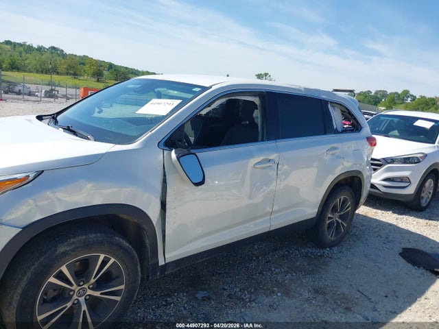 Toyota Highlander Le