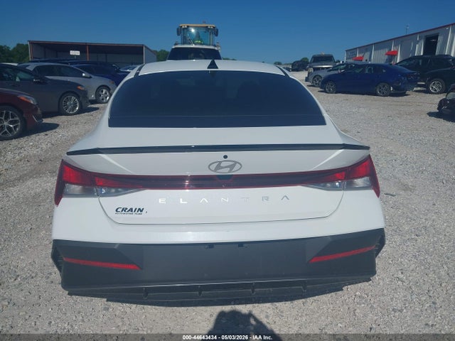 Hyundai ELANTRA Sel Sport