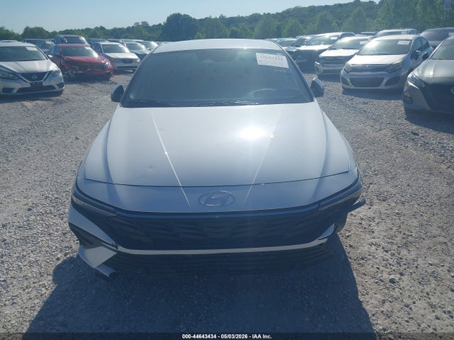 Hyundai ELANTRA Sel Sport