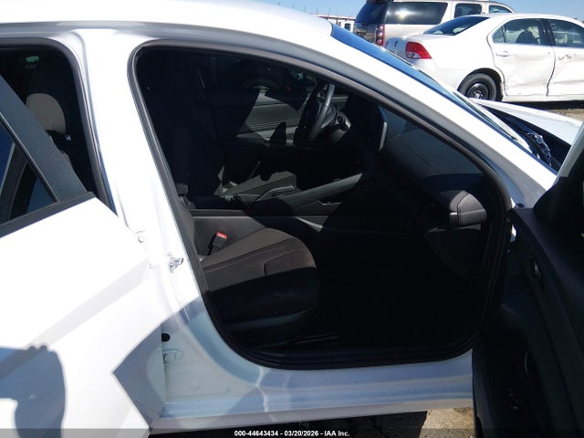 Hyundai ELANTRA Sel Sport