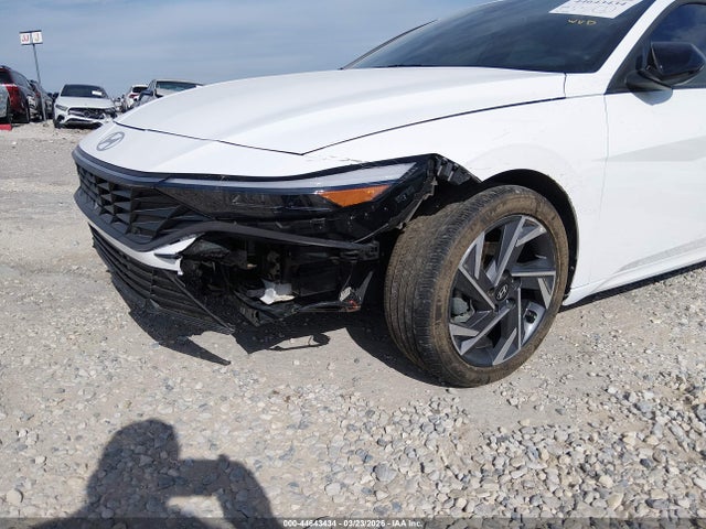 Hyundai ELANTRA Sel Sport