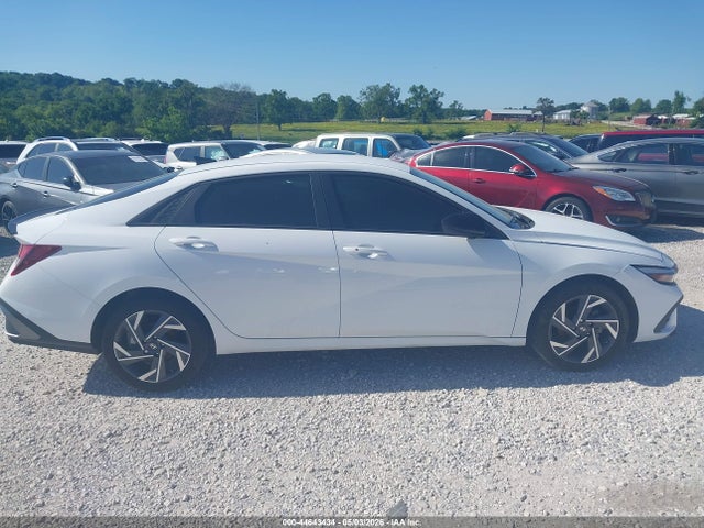 Hyundai ELANTRA Sel Sport