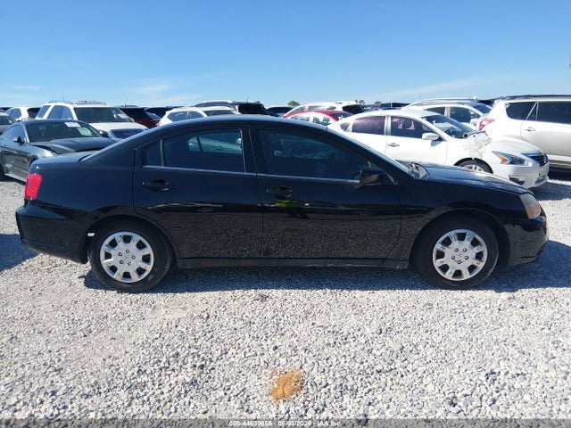 Mitsubishi Galant