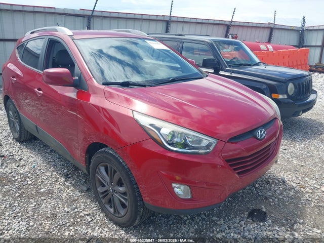 Salvage Hyundai TUCSON Image