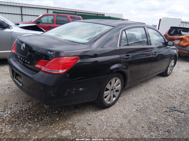 Toyota Avalon Xls