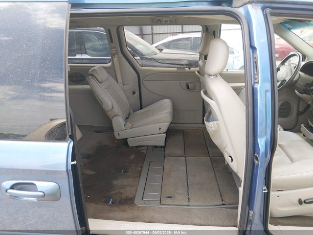 Chrysler Town & Country Touring
