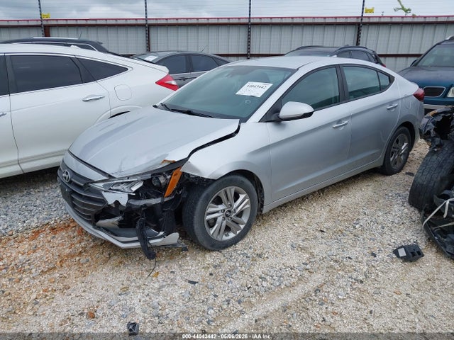 Hyundai ELANTRA Sel