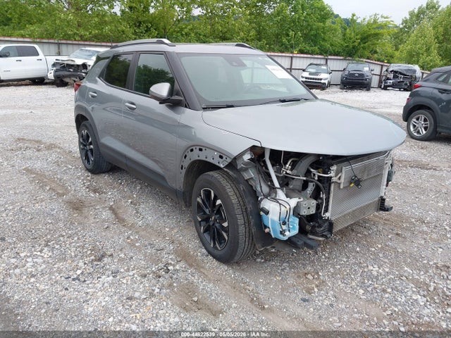 Salvage Chevrolet Trailblazer Image