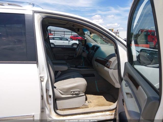 Nissan Armada Platinum