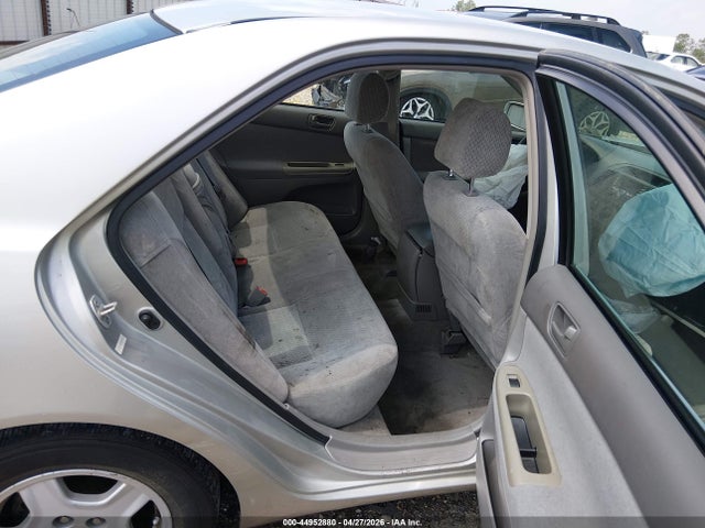 Toyota Camry Le V6