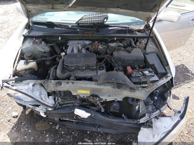 Toyota Camry Le V6