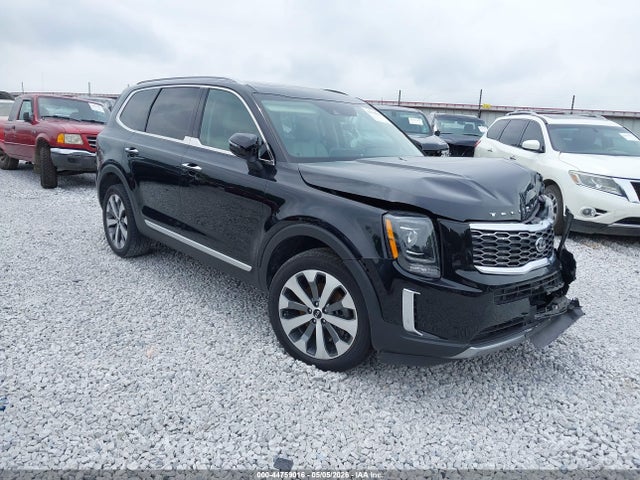 Salvage Kia Telluride Image