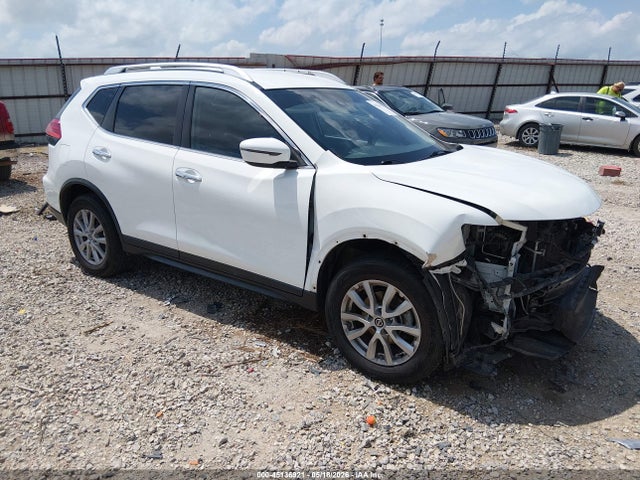 Salvage Nissan Rogue Image