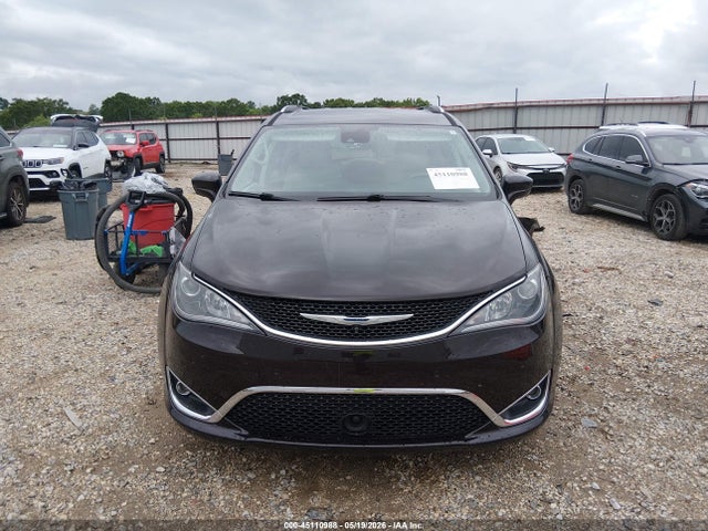 Chrysler Pacifica Touring-l Plus