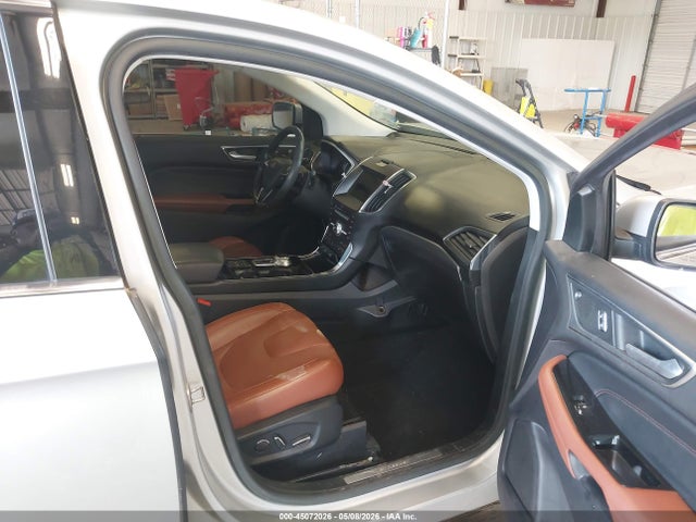 Ford Edge Titanium