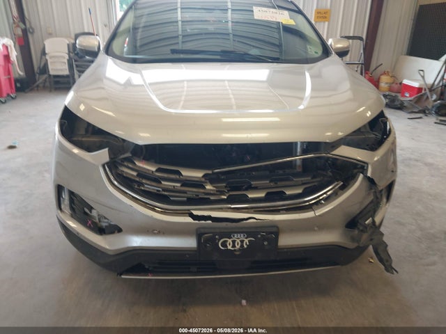 Ford Edge Titanium