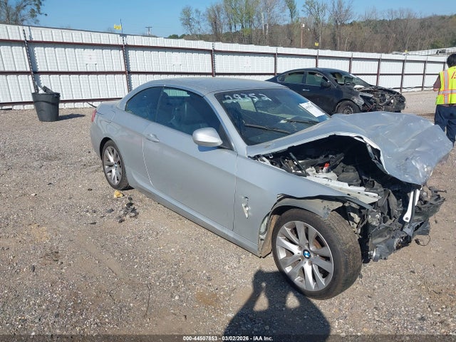 Salvage BMW 3 Series Image