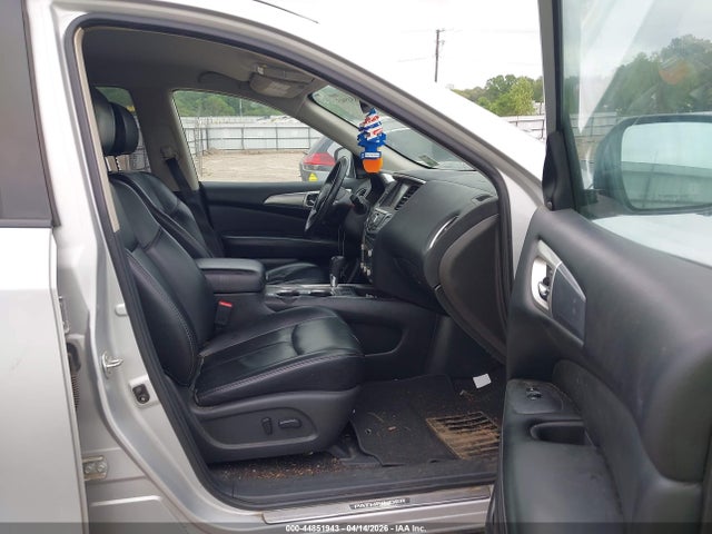 Nissan Pathfinder Sl