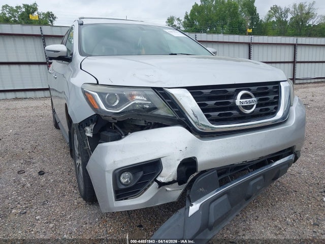 Nissan Pathfinder Sl
