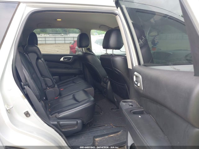 Nissan Pathfinder Sl