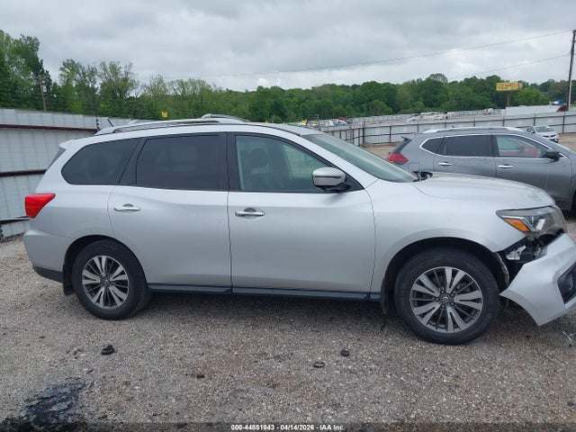 Nissan Pathfinder Sl