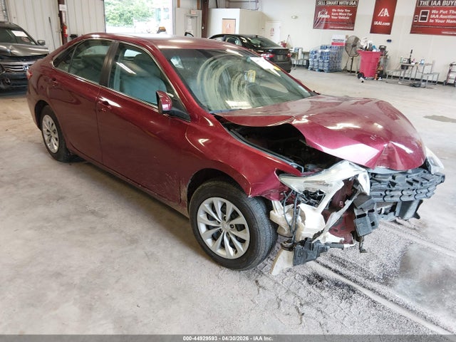 Salvage Toyota Camry Image
