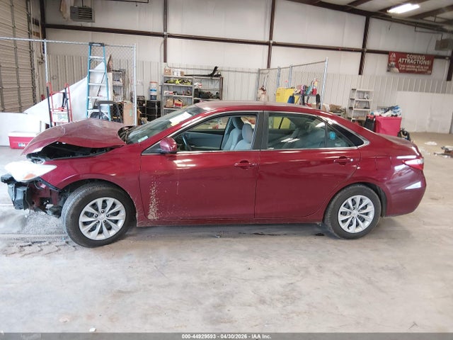 Toyota Camry Le