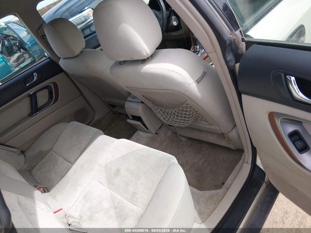 Subaru Outback 2.5i