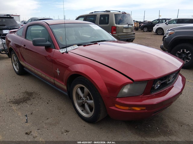 Salvage Ford Mustang Image