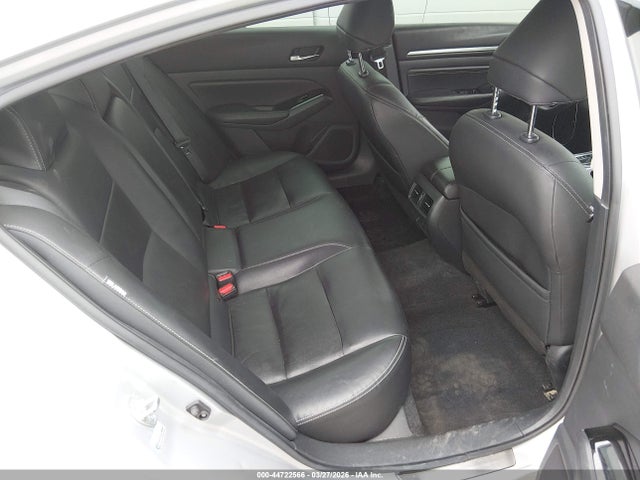 Nissan Altima Platinum Intelligent Awd