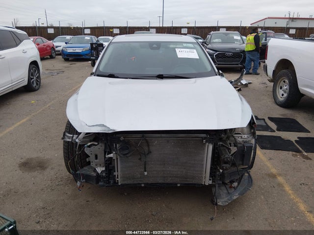 Nissan Altima Platinum Intelligent Awd