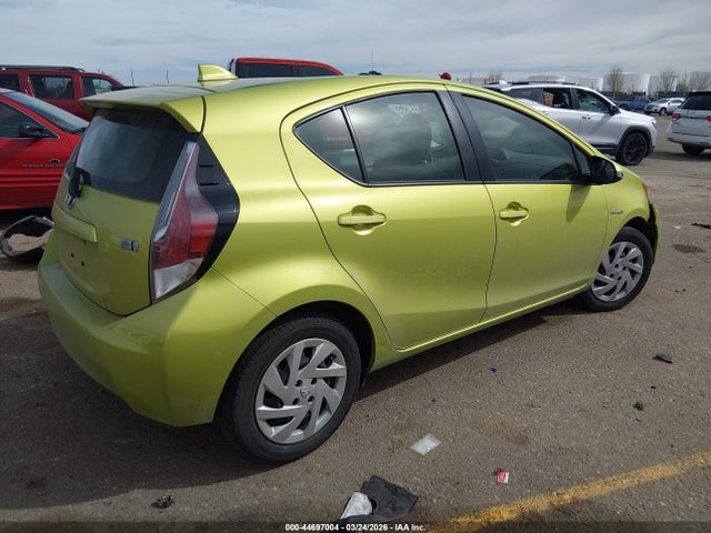Toyota Prius c Two