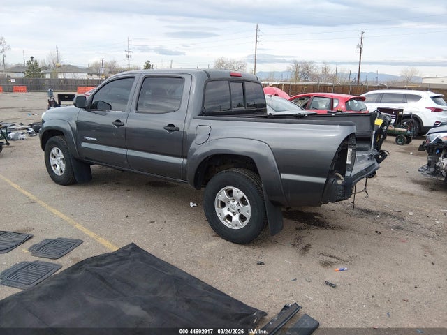 Toyota Tacoma Base V6