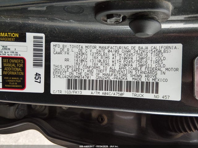 Toyota Tacoma Base V6