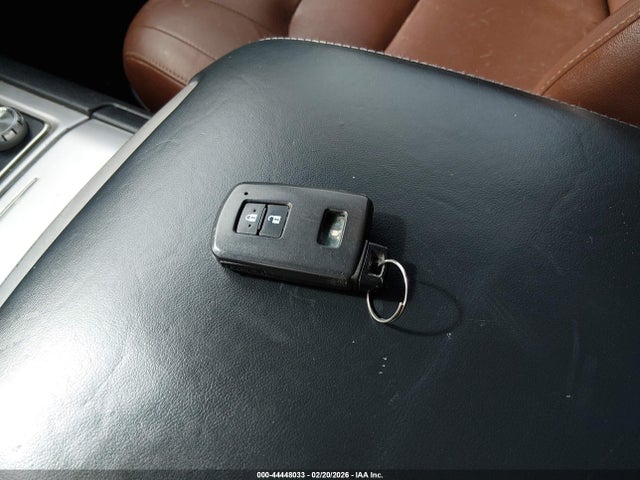 Toyota Land Cruiser V8