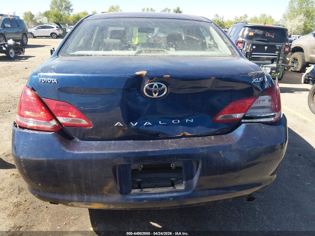 Toyota Avalon Xls