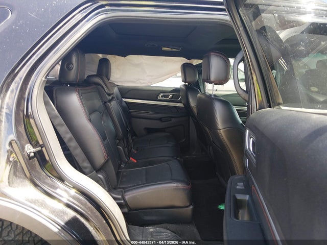 Ford Explorer Sport