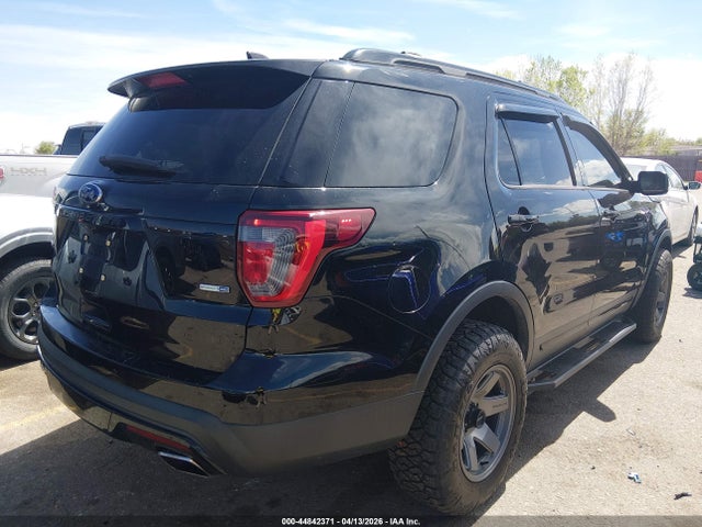 Ford Explorer Sport