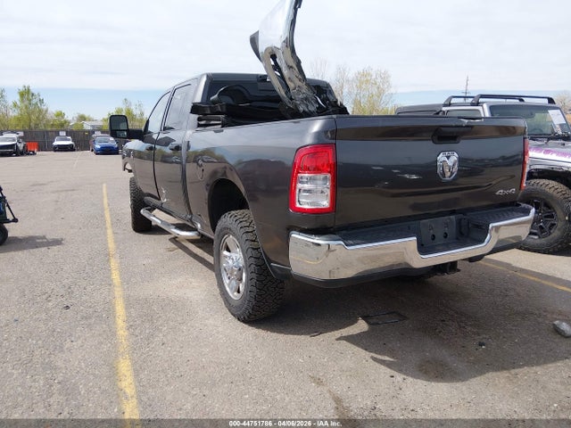 Ram 2500 Tradesman  4x4 6'4 Box