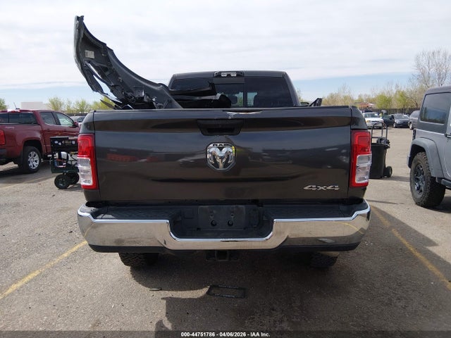 Ram 2500 Tradesman  4x4 6'4 Box