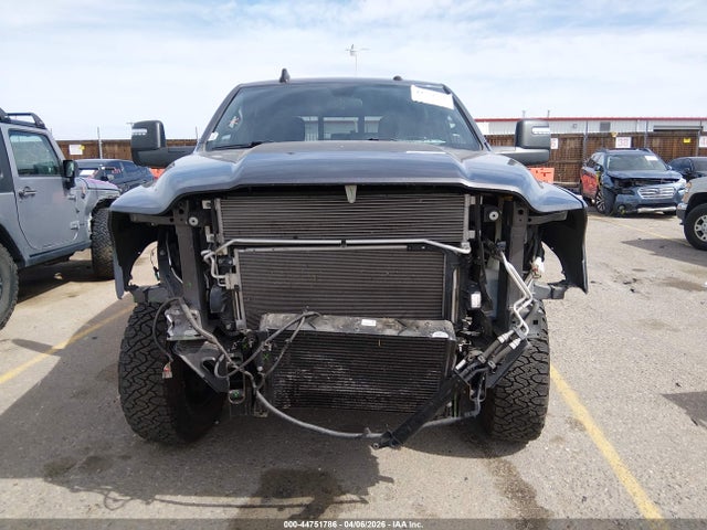 Ram 2500 Tradesman  4x4 6'4 Box