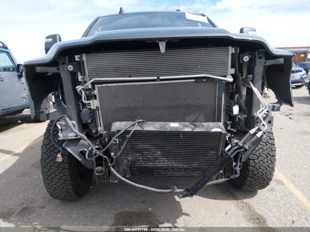 Ram 2500 Tradesman  4x4 6'4 Box
