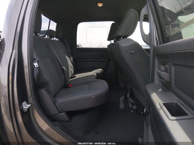 Ram 2500 Tradesman  4x4 6'4 Box