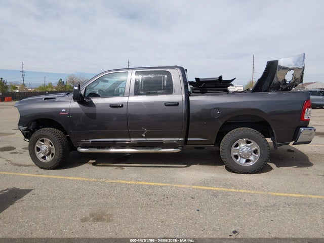 Ram 2500 Tradesman  4x4 6'4 Box