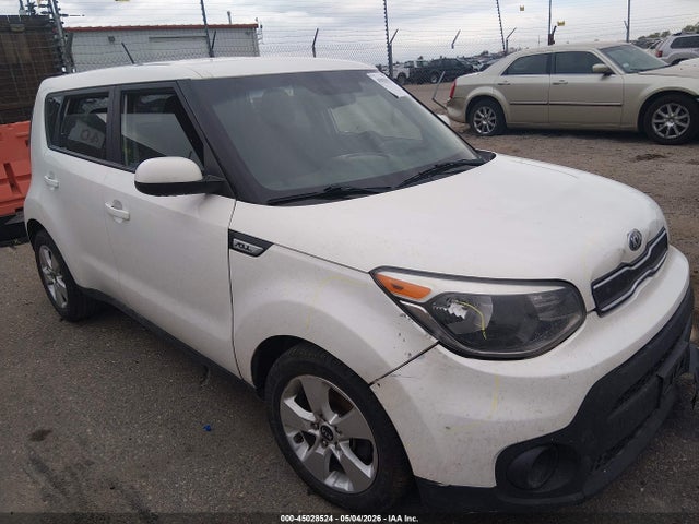 Salvage Kia Soul Image