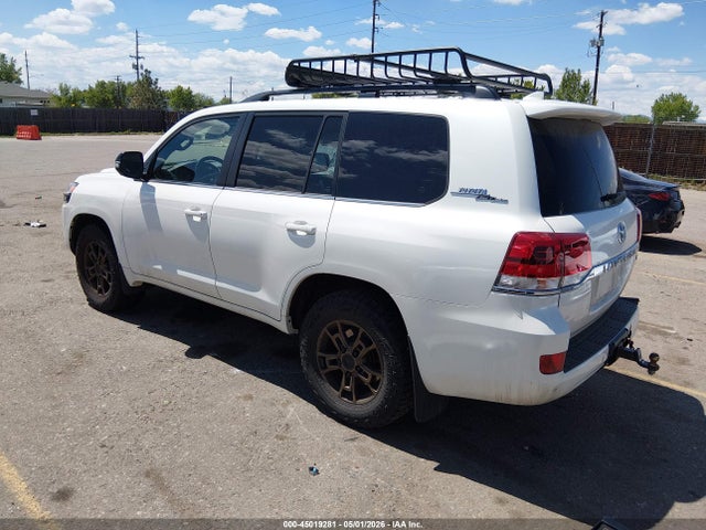 Toyota Land Cruiser Heritage Edition