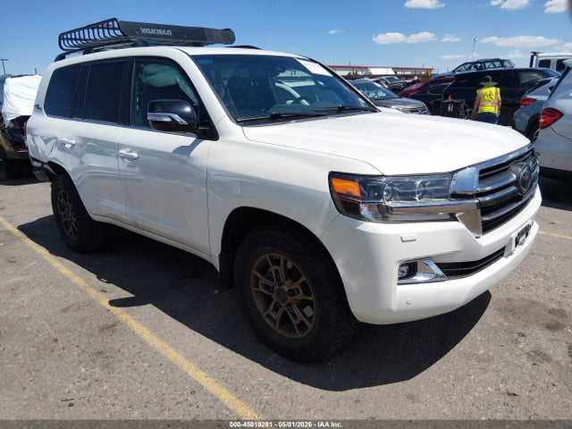 Salvage Toyota Land Cruiser Image