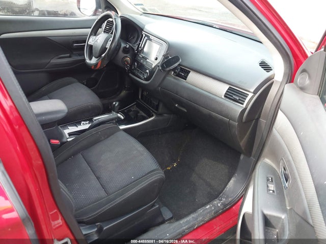 Mitsubishi Outlander Es