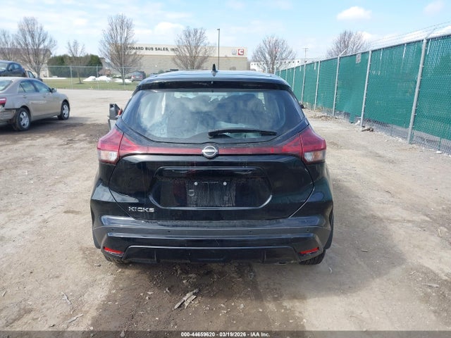 Nissan Kicks S Xtronic Cvt